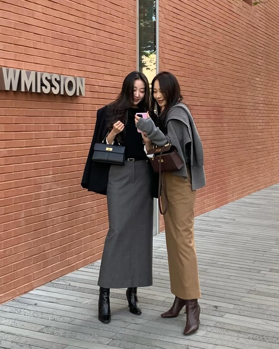 5 chiêu diện váy vừa ấm áp vừa trẻ trung trong ngày lạnh-7