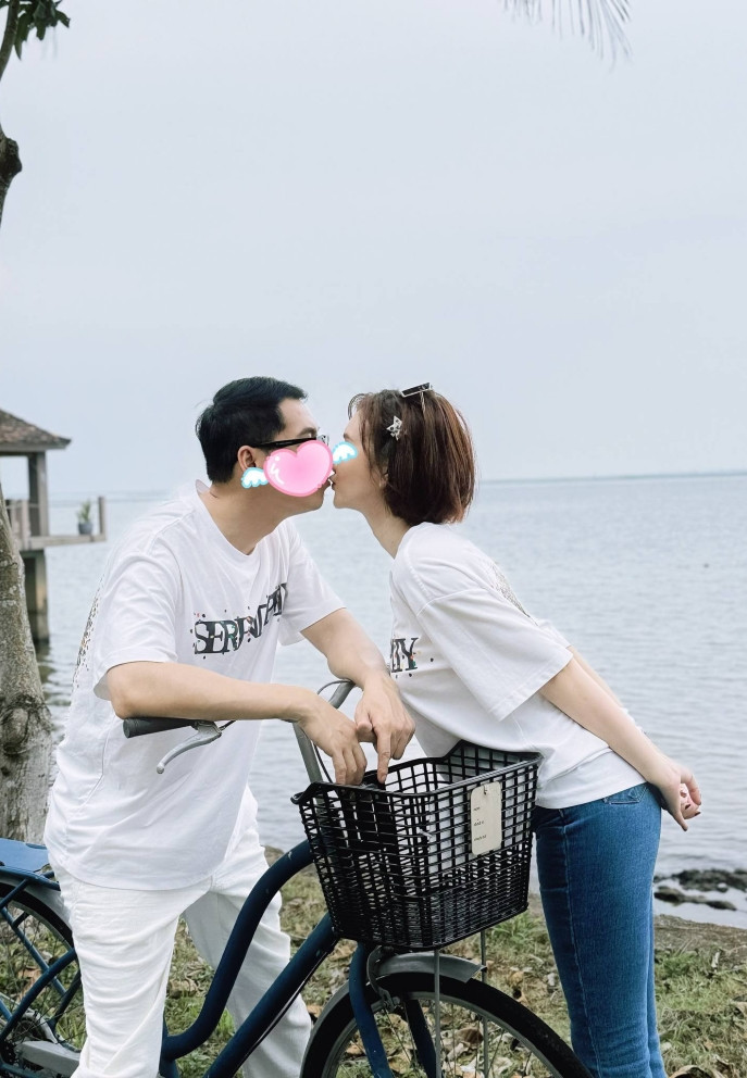 Diễn viên Hương Giang bất ngờ đón tin vui với bạn trai-3