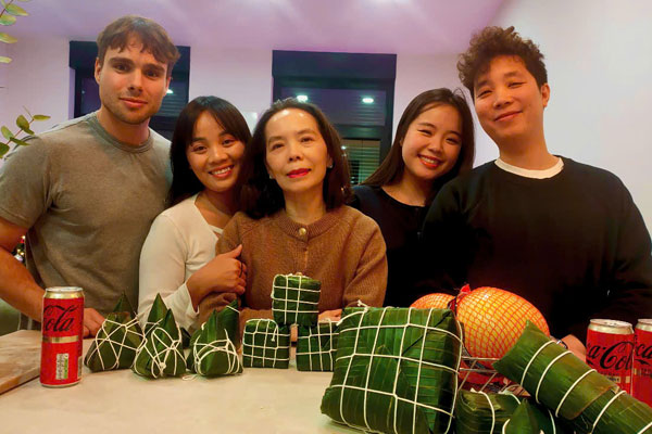 Tết hạnh phúc khi bỏ qua những sai lầm của chồng để gia đình vượt chông gai-2