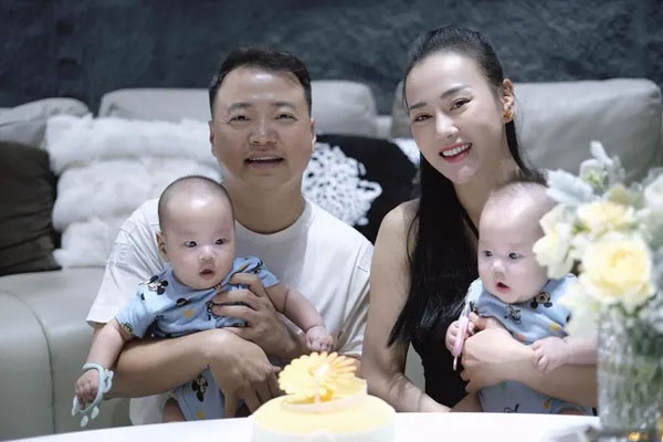 Hơn 1 năm kết hôn cùng Shark Bình, sắc vóc Phương Oanh ngày càng đẹp nhờ làm việc này mỗi ngày-10