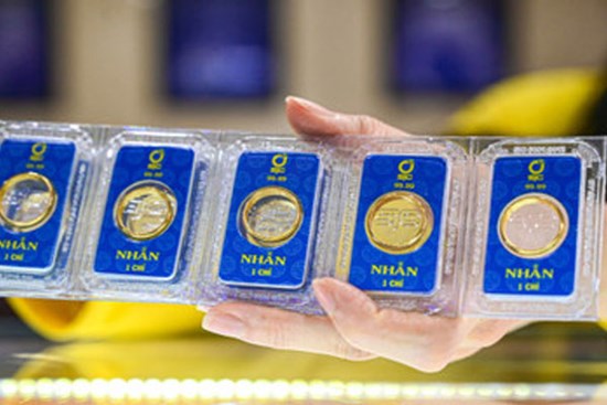 Giá vàng lập kỷ lục mới, vía Thần Tài 2025 là ngày nào?