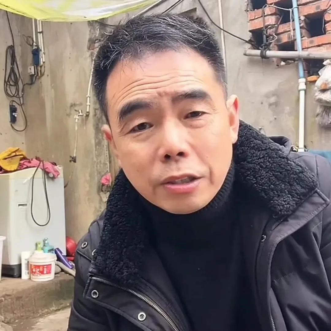 Vụ cậu bé ném pháo làm hư hại loạt xe sang đang gây shock: Một nhân vật bí ẩn xuất hiện hé lộ nhiều tình tiết mới!-8