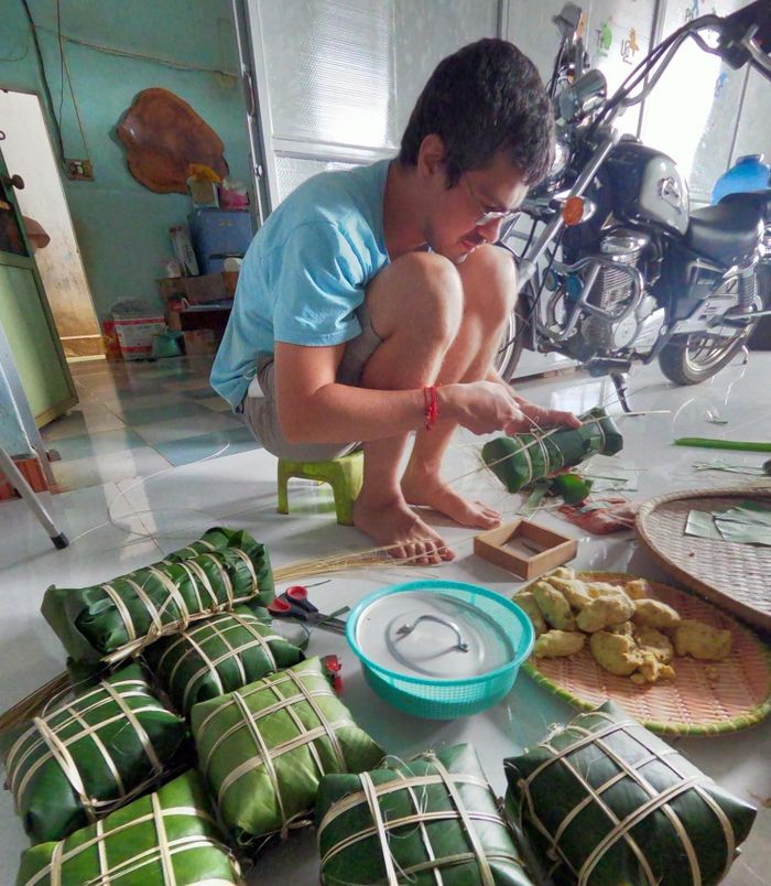 Đón Tết tại Đắk Lắk, chàng rể Bỉ bất ngờ trước phong tục lạ ở nhà vợ-2