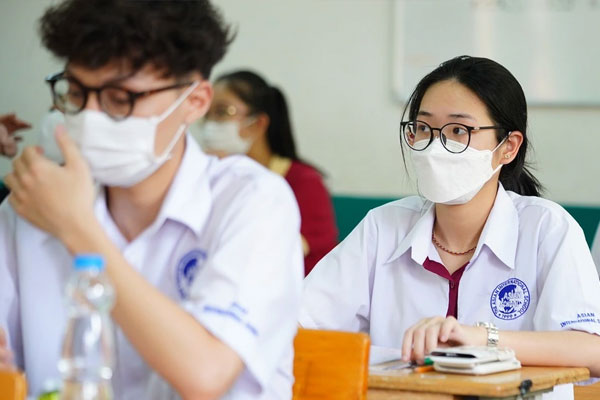 Học sinh giỏi đạt IELTS 6.0 được tuyển thẳng vào đại học-1