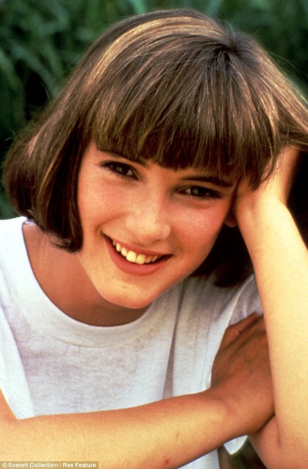 Danh sách những người nổi tiếng với bệnh ăn cắp vặt-2