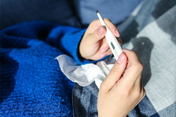 Cô gái 20 tuổi tử vong vì cúm sau 6 giờ nhập viện, bác sĩ cảnh báo 2 điều-1