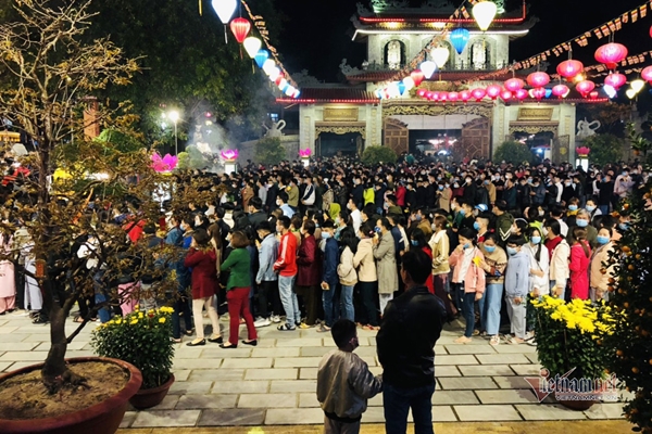 Một lần cúng sao giải hạn, tôi nhận ra bài học đắt giá cho bản thân-2