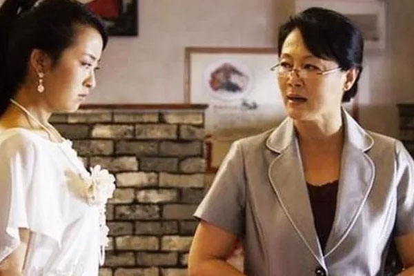 Sắp đến ngày sinh, tôi uất ức với yêu cầu của mẹ chồng vào ngày Rằm tháng Giêng-2