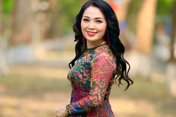 Từ sân khấu rực rỡ đến gói mì tôm chia đôi của cặp NSND cả nước biết tên插图3 Từ sân khấu rực rỡ đến gói mì tôm chia đôi của cặp NSND cả nước biết tên插图3