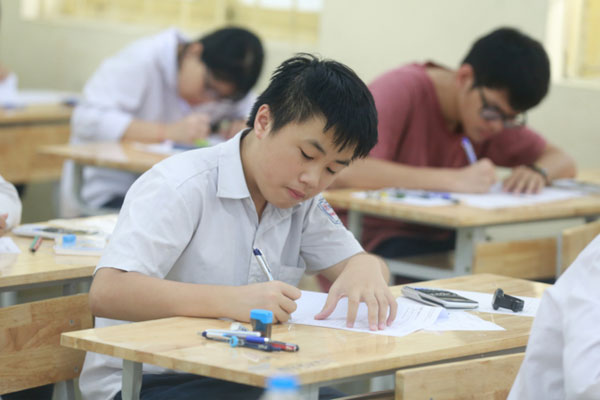 Bộ GD&ĐT: Tăng cường ôn thi cuối cấp là trách nhiệm của các trường học-2