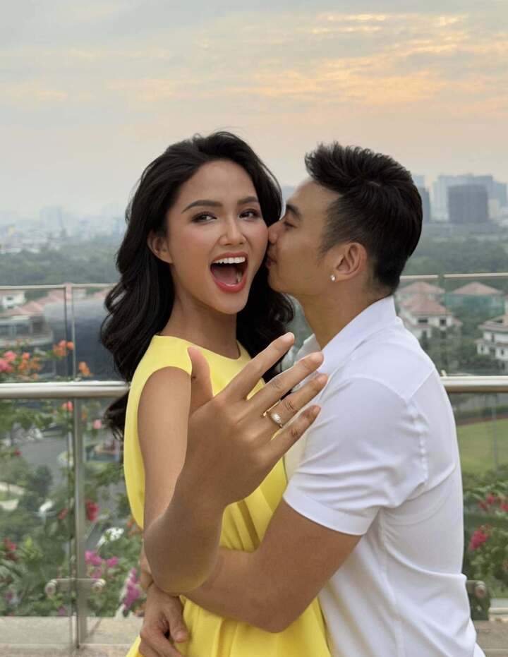 Bạn trai khoe ảnh HHen Niê không che, gọi vợ đầy ngọt ngào-3