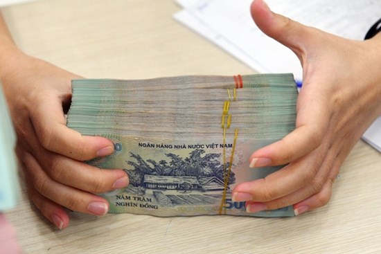 1 năm chuyển 2 nơi làm việc, có được tính giảm trừ người phụ thuộc đủ 12 tháng?