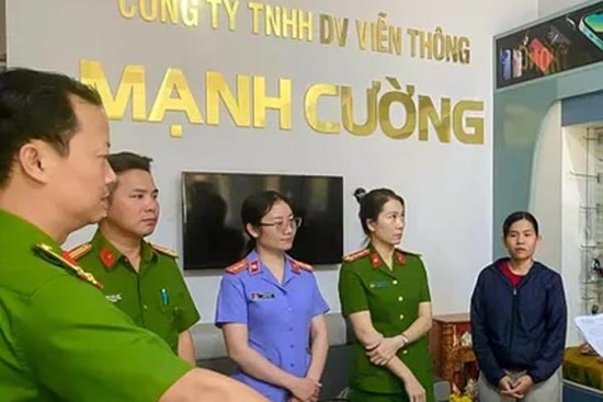 Khám xét nơi ở, bắt tạm giam Giám đốc Trần Thị Thoa