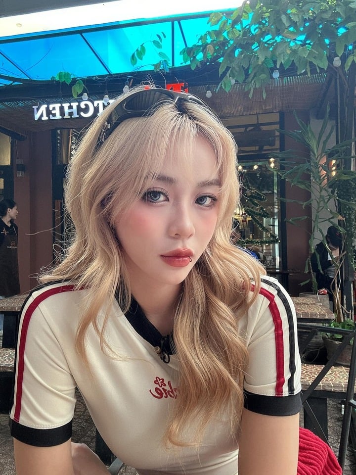 Những sao nữ Việt từng công khai người yêu đồng giới-6