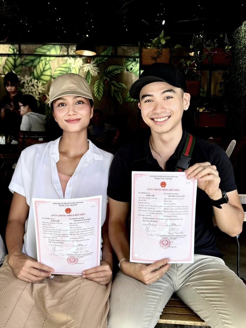 HHen Niê đăng ký kết hôn-1