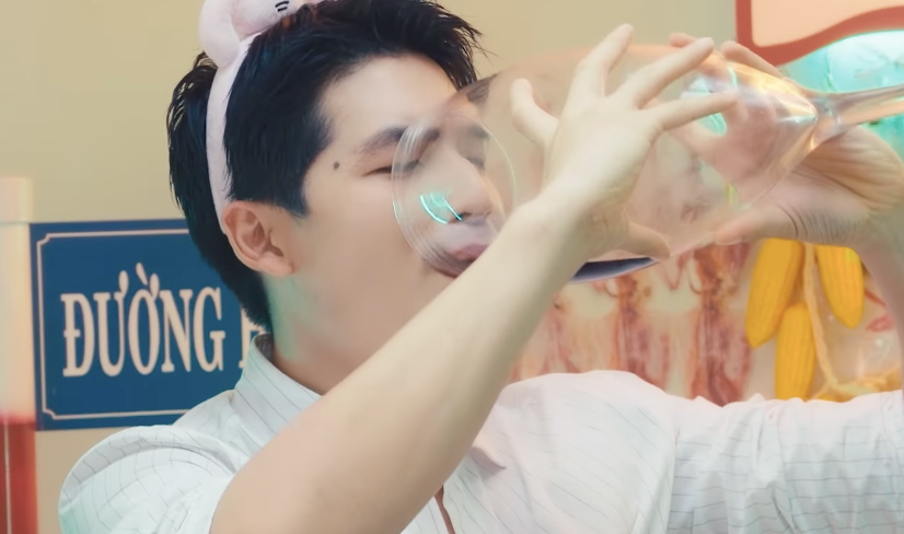 Quốc Anh phản ứng lạ khi bị yêu cầu show ra 5 tin nhắn với Tiểu Vy-3