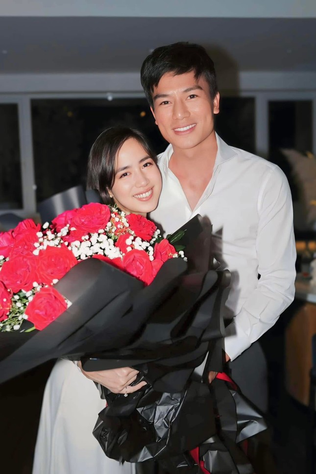 Bạn gái Hiếu Nguyễn là luật sư ở Hong Kong (Trung Quốc)-1