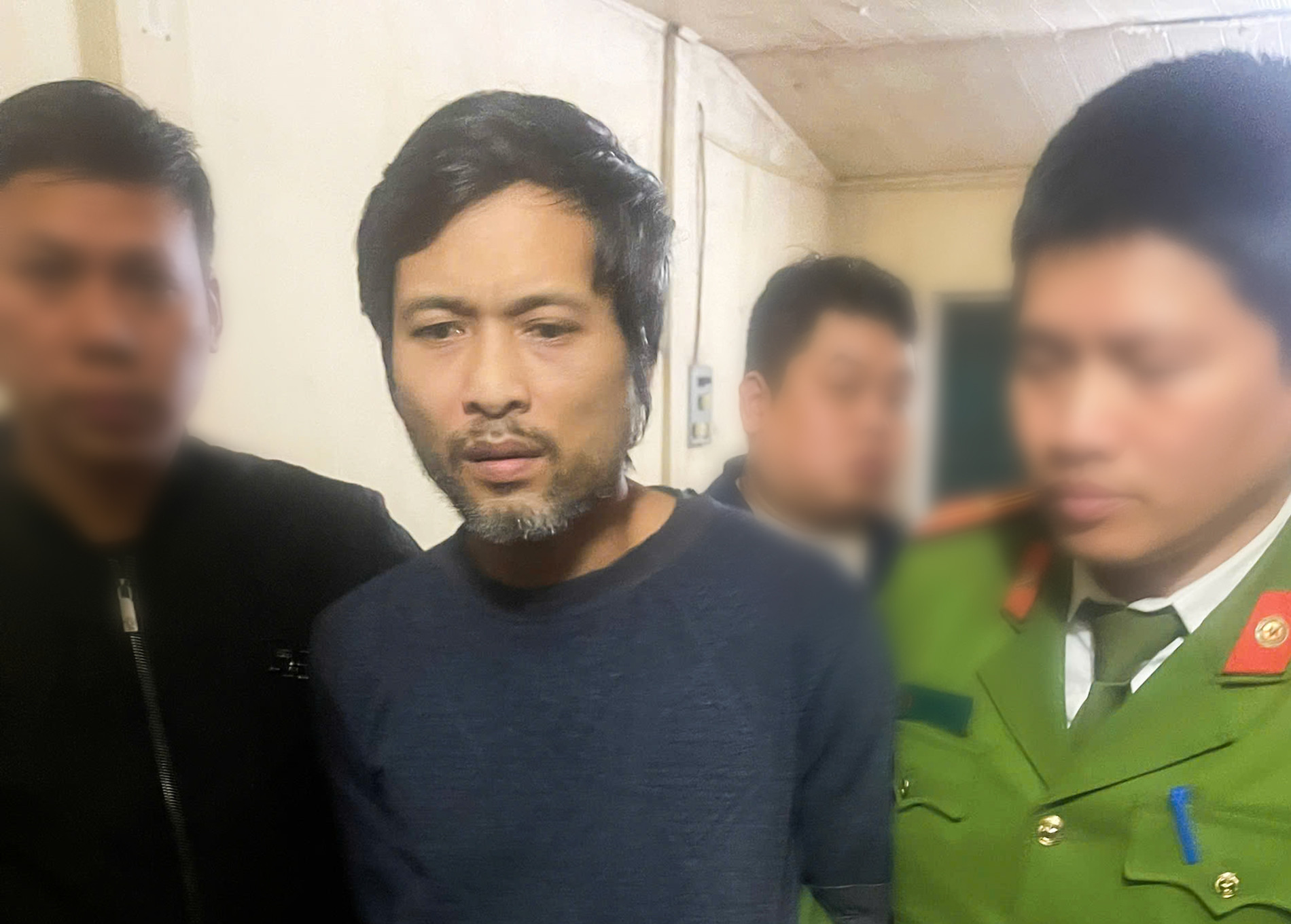 Nhân thân người đàn ông vào cửa hàng đe dọa nữ nhân viên ở Nam Định-1