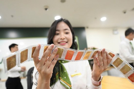 Giá vàng bất ngờ giảm mạnh, dự báo một điều sắp diễn ra