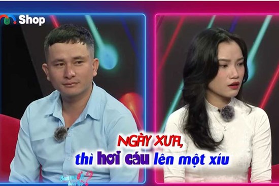 Gặp cô gái ưng ý, chàng trai hỏi một câu khiến tất cả bật cười