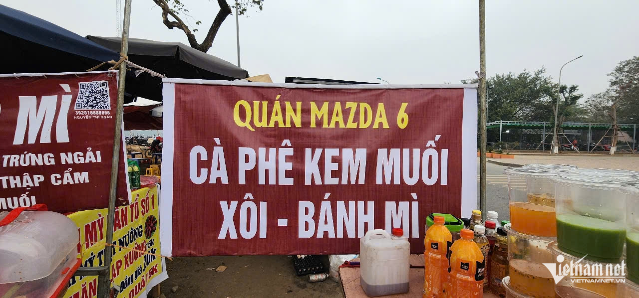 Lái ô tô đi bán xôi, bà mẹ 3 con tiếp ngàn lượt khách mỗi ngày-1