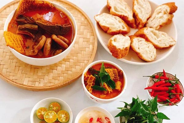 Mẹ đảm 9X bày trí 11 món ăn đặc sắc trong một mâm cơm khiến ai nấy trầm trồ thán phục-11