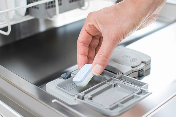 Mẹo xếp đồ hộp trong tủ đựng thức ăn cho gọn, tiết kiệm không gian-2