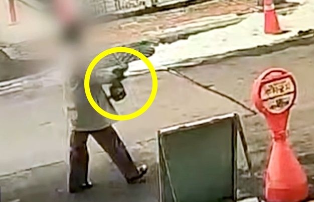 Rùng mình những thứ tìm thấy trong máy tính cô giáo đâm chết học sinh 8 tuổi tại Hàn Quốc, cảnh sát đổi hướng điều tra-2