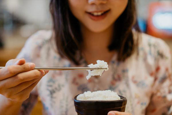 Chuyên gia chỉ ra những loại thực phẩm NGUY HIỂM NHẤT trong tủ lạnh của bạn-1