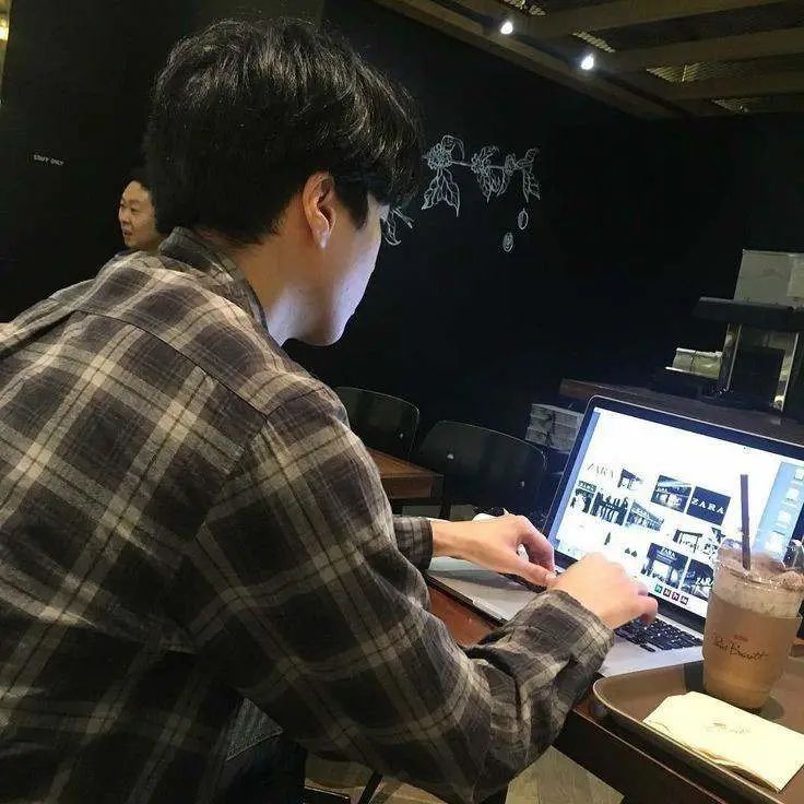 SA THẢI đột ngột, kịch bản thất nghiệp không ai giống ai: Người trong cuộc bỗng sáng suốt nhận ra 3 điều để xoay trở tình thế-4