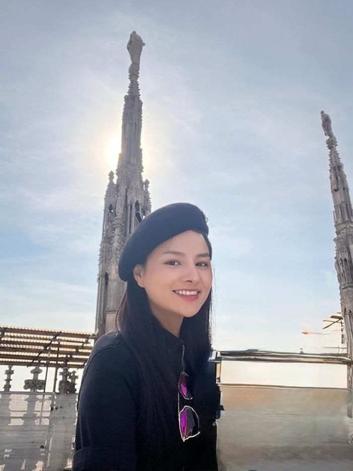 Vũ Thu Phương rạng rỡ ở trời Tây sau 3 tháng ly hôn chồng doanh nhân-1