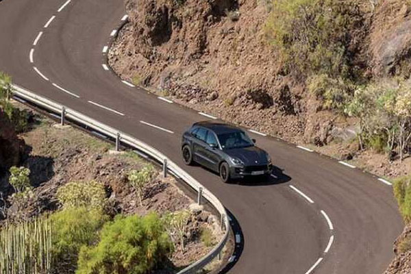 Mẹo sử dụng điều hòa ô tô mùa nồm ẩm-2