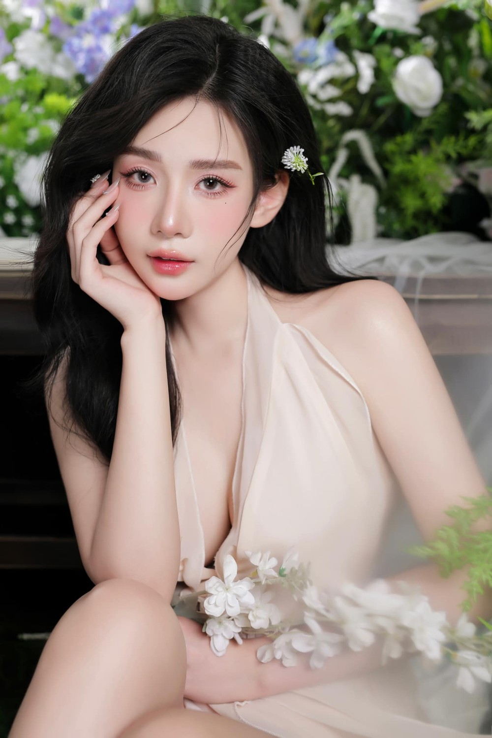 Nam diễn viên Vbiz âm thầm tổ chức lễ ăn hỏi, cô dâu hot streamer lộ nhan sắc thật gây bàn tán-5