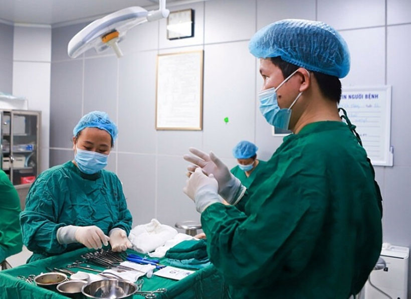 Bi hài chuyện dao kéo đổi vận: Cô gái tự hủy mũi theo trend phong thủy, bác sĩ chỉ biết lắc đầu!-3