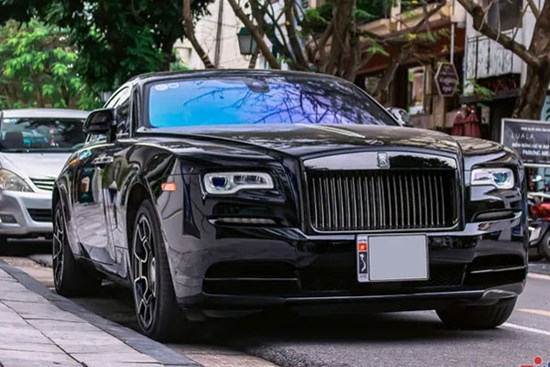 Cận cảnh xe siêu sang Rolls-Royce của đại gia 8x, giá trên 10 tỷ