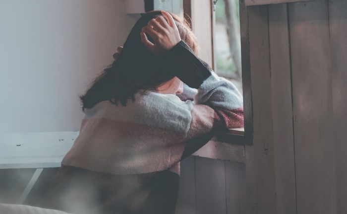 Nàng dâu giật mình khi nghe lén cuộc trò chuyện của chồng và bố chồng-1