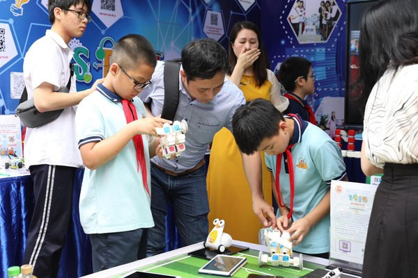 Thông tư 29 có hiệu lực: Phụ huynh đau đầu vì có tiền cũng khó tìm chỗ học thêm cho con-3