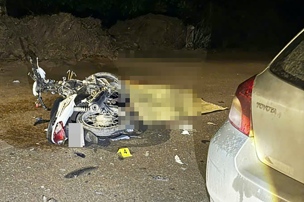 Vụ tai nạn giao thông khiến 3 người tử vong ở Hà Nội: Ô tô có phải đền xe máy?-1