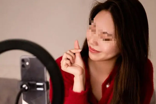 Một nữ streamer đột ngột qua đời, nghi vấn là do làm việc quá sức xuyên đêm-1